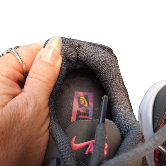 NIKE AIR MAX OKETO ATHLETIC SHOES WOMENS SIZE 6.5 DARK GRAY RAINBOW SWISH SCHOOL - Picture 11 of 11
